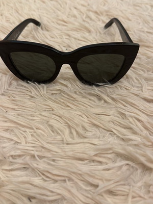 Butterfly sunglasses Celia Kritharioti like new, black