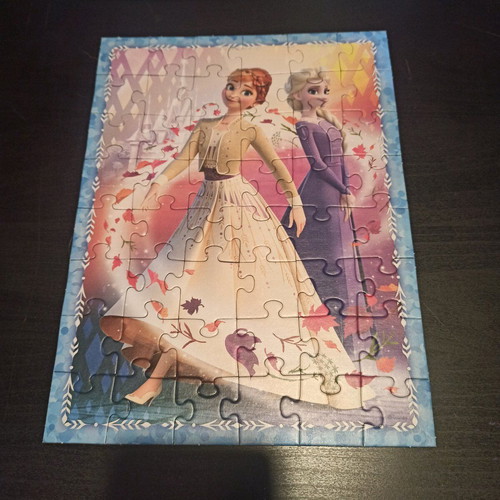 Trefl Frozen 2 puzzle used, 2 puzzles and 24 memory cards