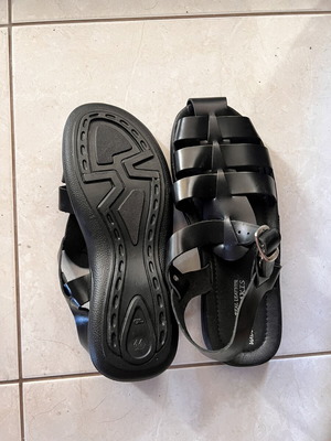 Klimatsakis leather sandals size 44 new, black