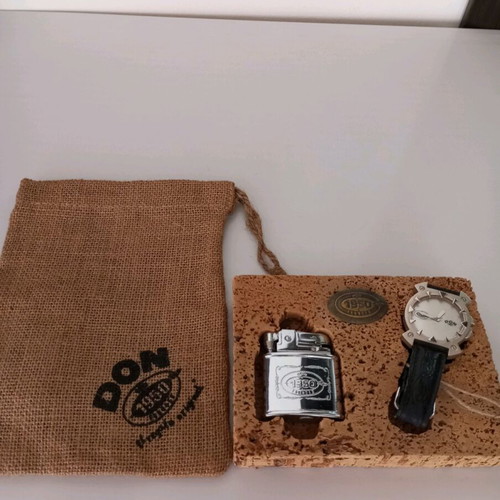 Wristwatch and lighter set new with packaging