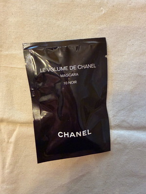 Chanel mascara black new sample