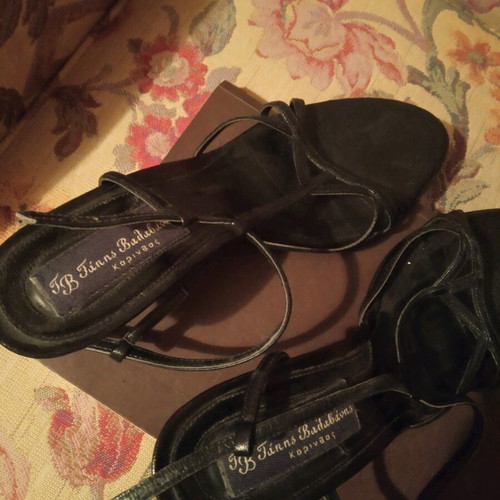Black leather sandals size 39 used