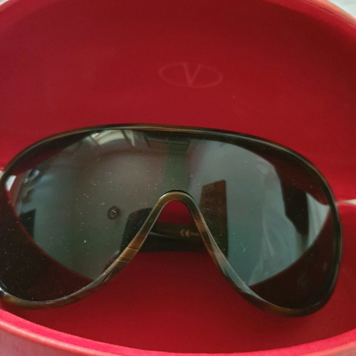 Valentino sunglasses used, worn twice