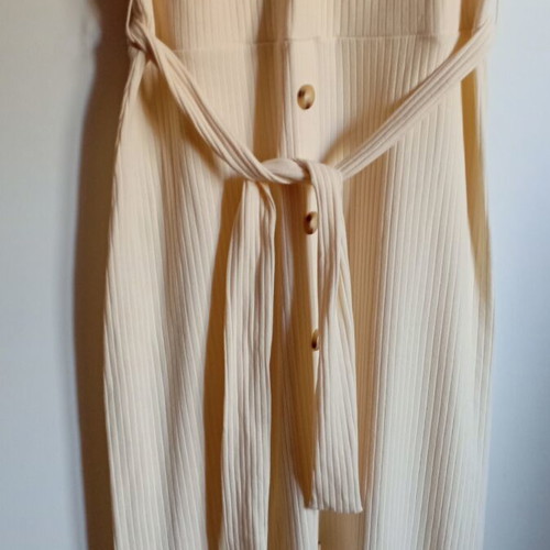 Midi dress cotton beige Bershka like new with belt and horn buttons