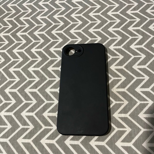iPhone 16e case like new
