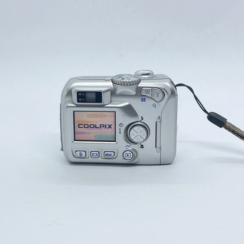 Nikon Coolpix 2100 digital camera