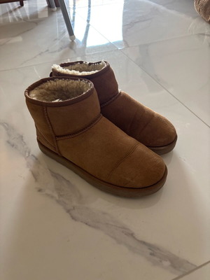 UGG Australia γυναικεία - 41