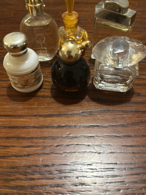 Perfumes used, pack of 6 mini bottles