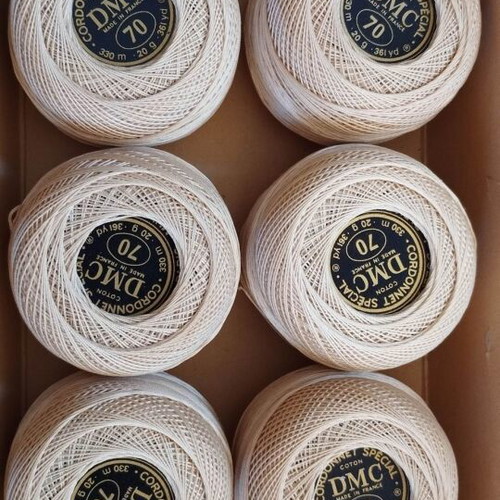 Lace threads new, 58 balls
