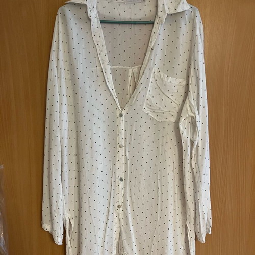 Shirt like new, size S-M, white, thin fabric