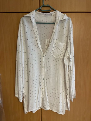 Shirt like new, size S-M, white, thin fabric