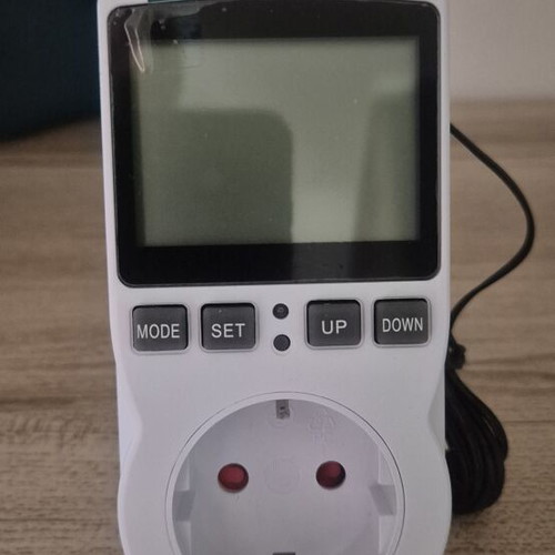 Digital Plug Thermostat with External Sensor New