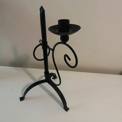 Candle holder used