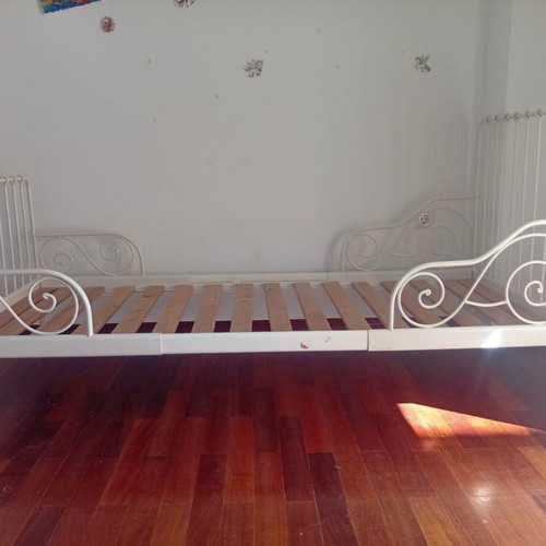 IKEA MINNEN extendable children's bed frame