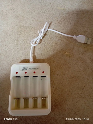 Charger for rechargeable batteries like new