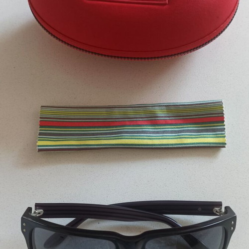 Yozzie Nagashi sunglasses like new with polarised lenses