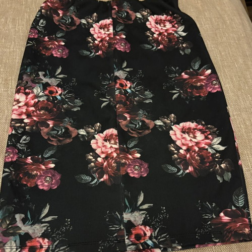 Floral pencil skirt used, black, size M