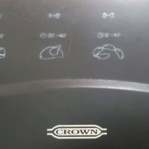 Crown grill toaster used with removable plates