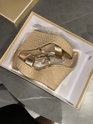 Michael Kors wedges size 41 new with box beige and gold