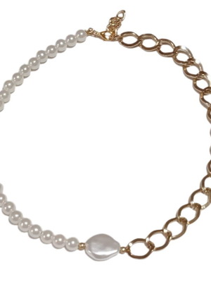 Short necklace with pearls and gold chain new