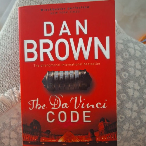 Da Vinci Code by Dan Brown new, Greek