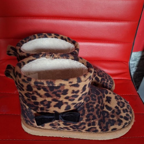 Children's leopard print boots used, size 32-33 H&M