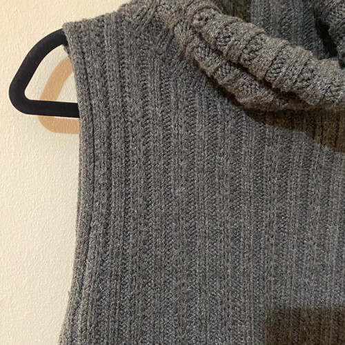 Wool grey blouse used, size M