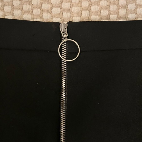 Mini skirt Alice + Olivia size 6 small
