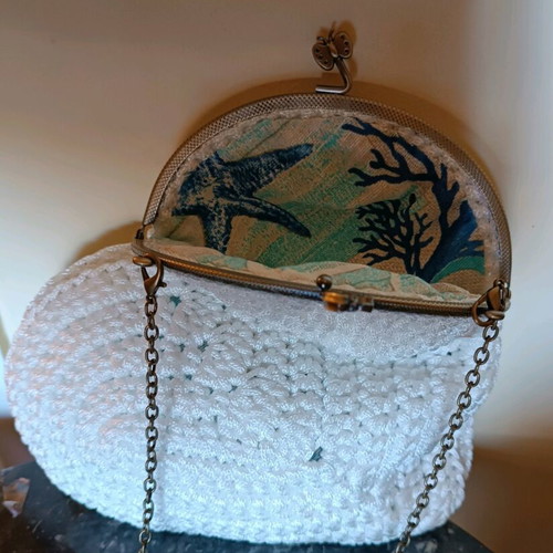Handmade knitted white heart-shaped bag new