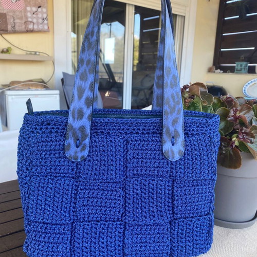 Handmade shoulder bag blue with leather handles and zipper