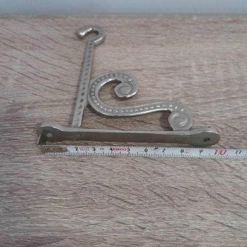 Wall bracket new with beautiful design for religious items