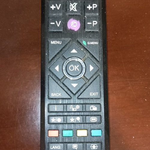 JVC LT40V550 motherboard with speakers and remote used