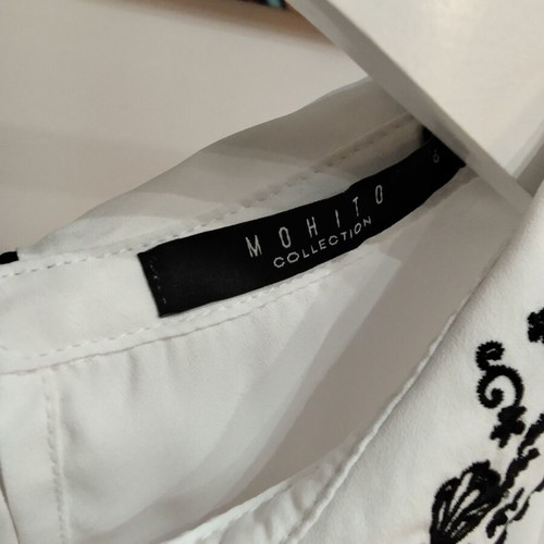 Mohito white women's blouse with black embroidery collar size M