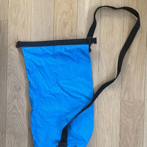 Sea to Summit dry bag 10L, crossbody, blue