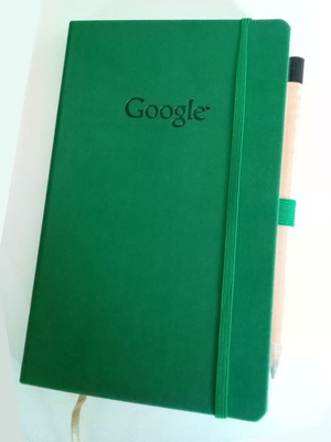 Google notebook with detachable pencil like new