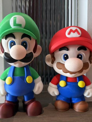 Chibi Luigi figure new