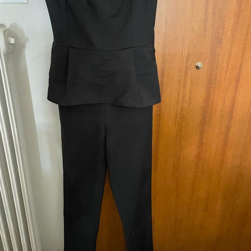 Zara jumpsuit like new, black, strapless with peplum