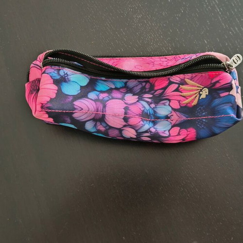 Must Team Butterflies school backpack with bottle holder, 25lt