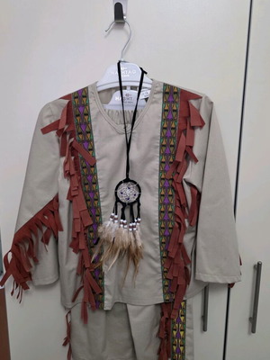 Carnival costume Indian like new, size 4