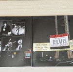 Elvis LP record like new