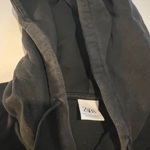Zara short-sleeve sweatshirt used, black, size L with kangaroo pocket