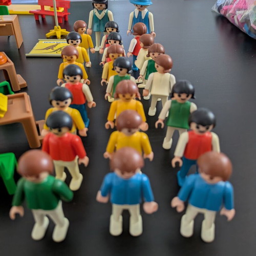 Playmobil vintage school set used, playground