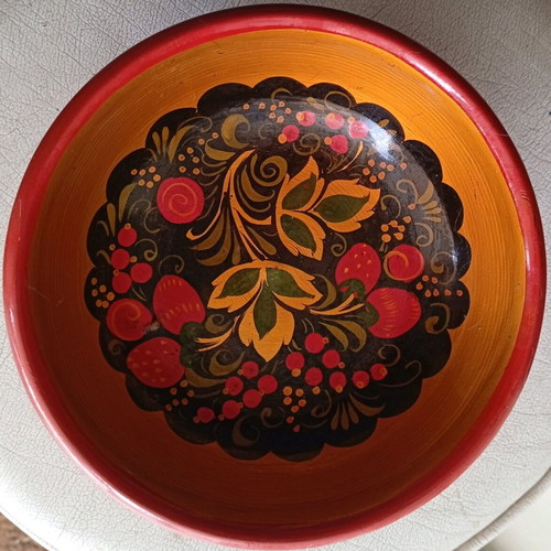 Traditional Russian wooden Khokhloma bowl new