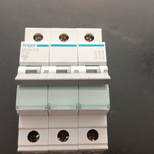 Hager Automatic Circuit Breaker 16A Triple Pole AC MCN316 like new