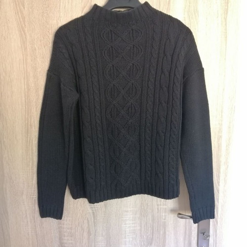 Pullover size S used, black in very good condition
