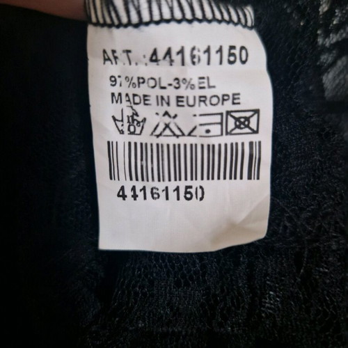Anel Lace Top black like new, size larger than S