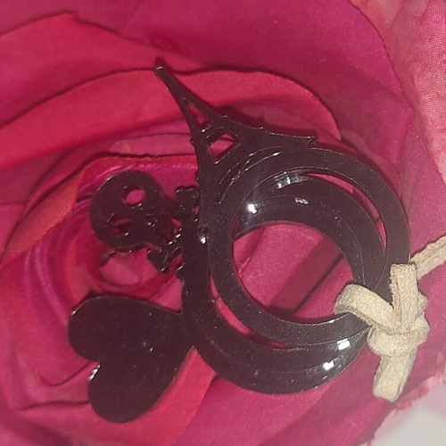 Combination rings like new, set of 3 black with designs