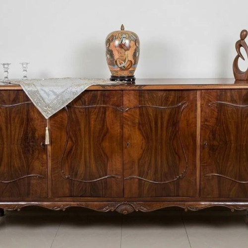 Vintage buffet in excellent condition