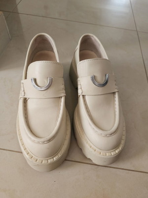 Loafers Badura μέγεθος 37 σχεδόν αφόρετο, μπεζ