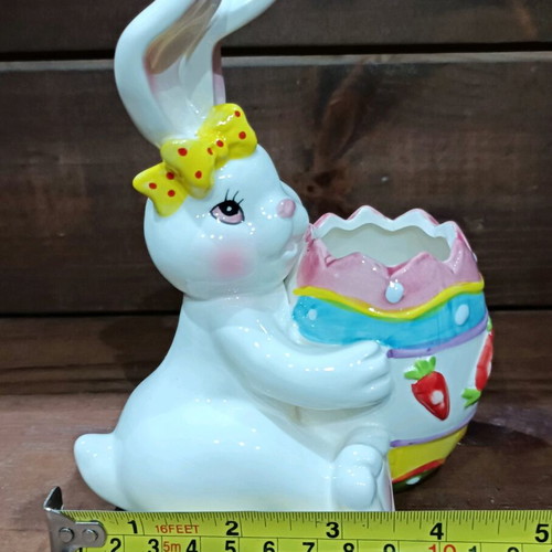 Vintage Easter egg holder bunny new